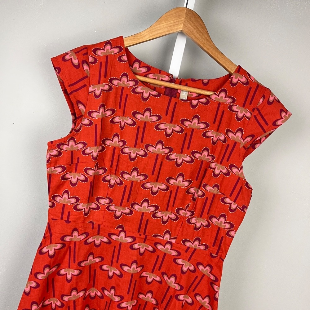 Mata Traders Marseille Dress Womens M Mod Daisy Spiced Coral Dark Orange NWT